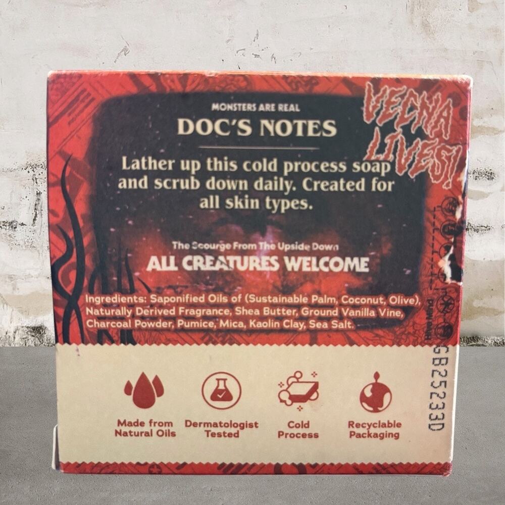 Dr. Squatch Vecna's Curse Men's Natural Soap - Red - Picture 4 of 4